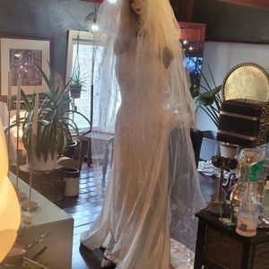 STUNNING Vintage Emanuel Ungaro NEW Never Worn  WEDDING GOWN SIZE 12